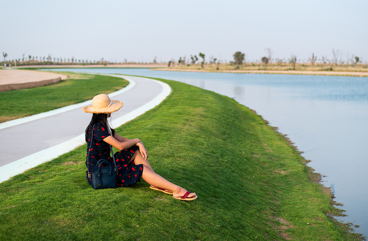 Love Lake Attraction Dubai.jpg
