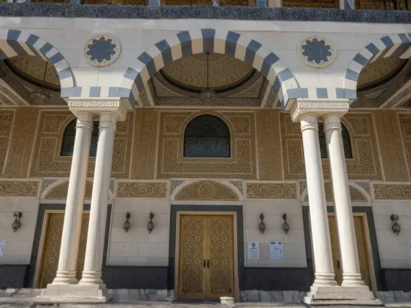 Al Farooq Omar Bin Al Khattab Mosque