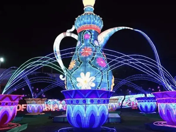Dubai Garden Glow