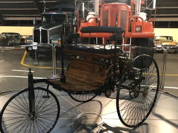 Emirates National Auto Museum