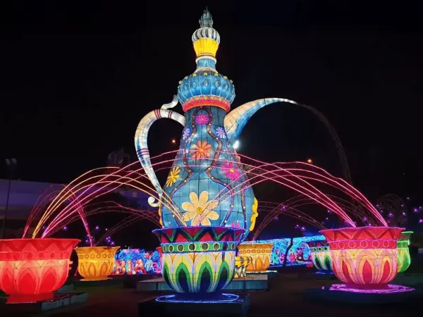 Dubai Garden Glow