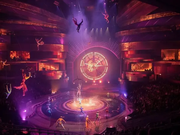 La Perle By Dragone
