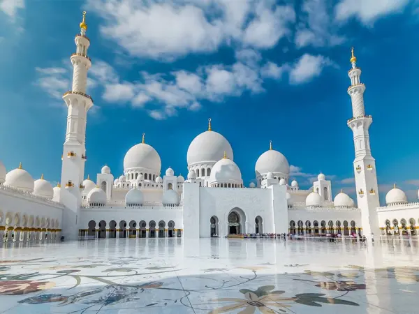 Six Emirates Full Day Sightseeing Tour