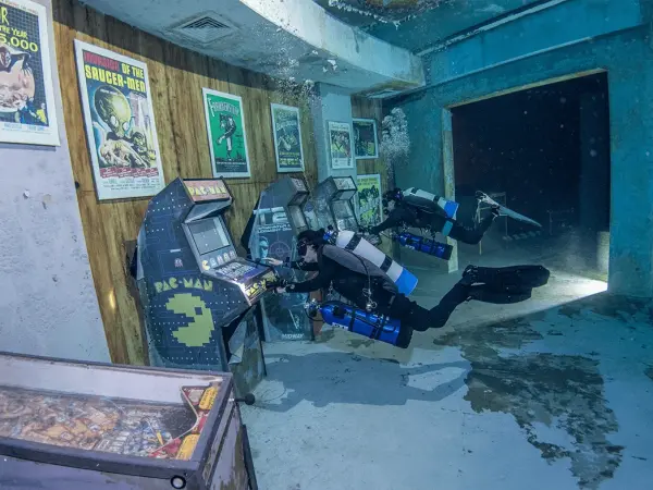 Deep Dive Dubai