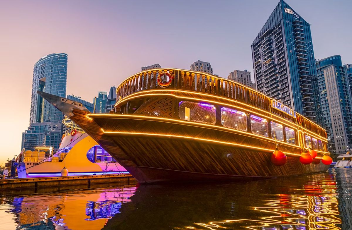 Dubai Marina Dinner Cruise